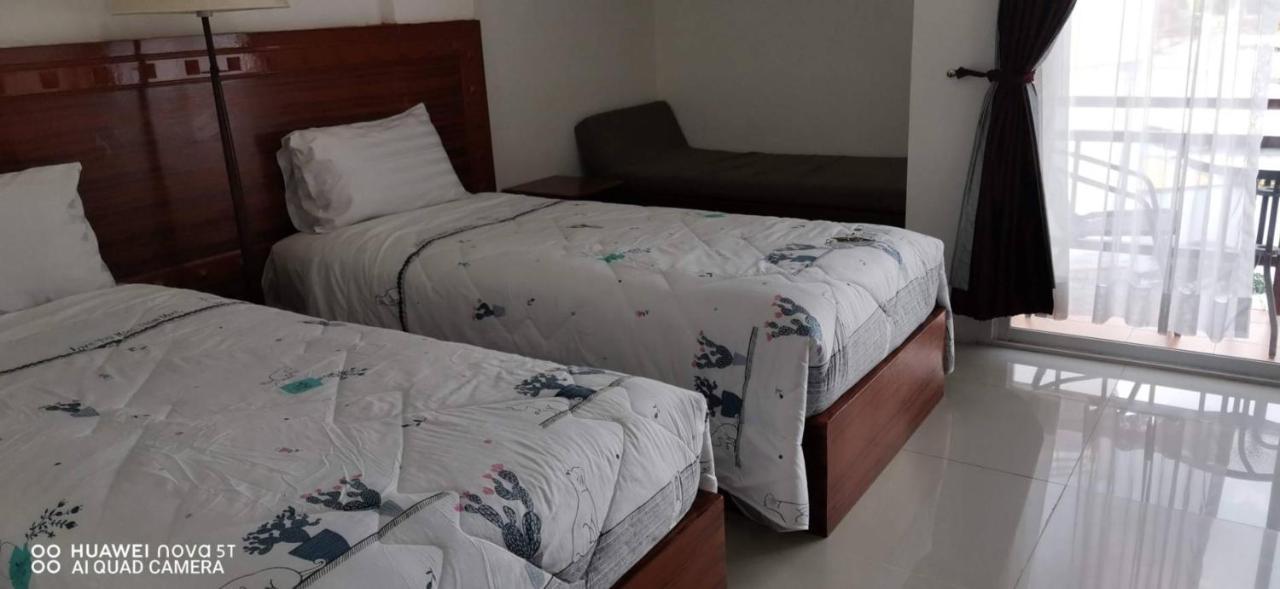 Sure Guesthouse Praia de Kamala Exterior foto