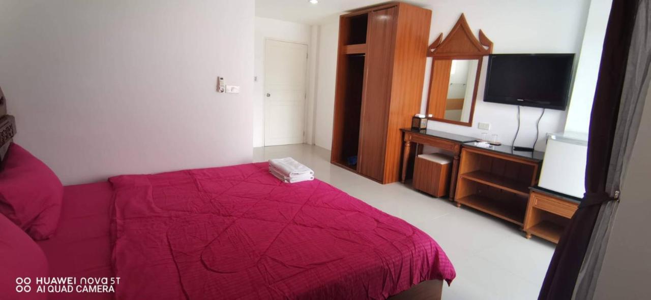 Sure Guesthouse Praia de Kamala Exterior foto
